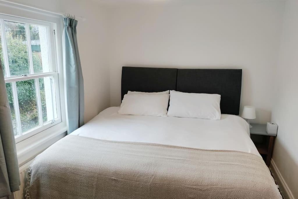 Quaint 3 Bedroom Devon Cottage 호니턴 외부 사진